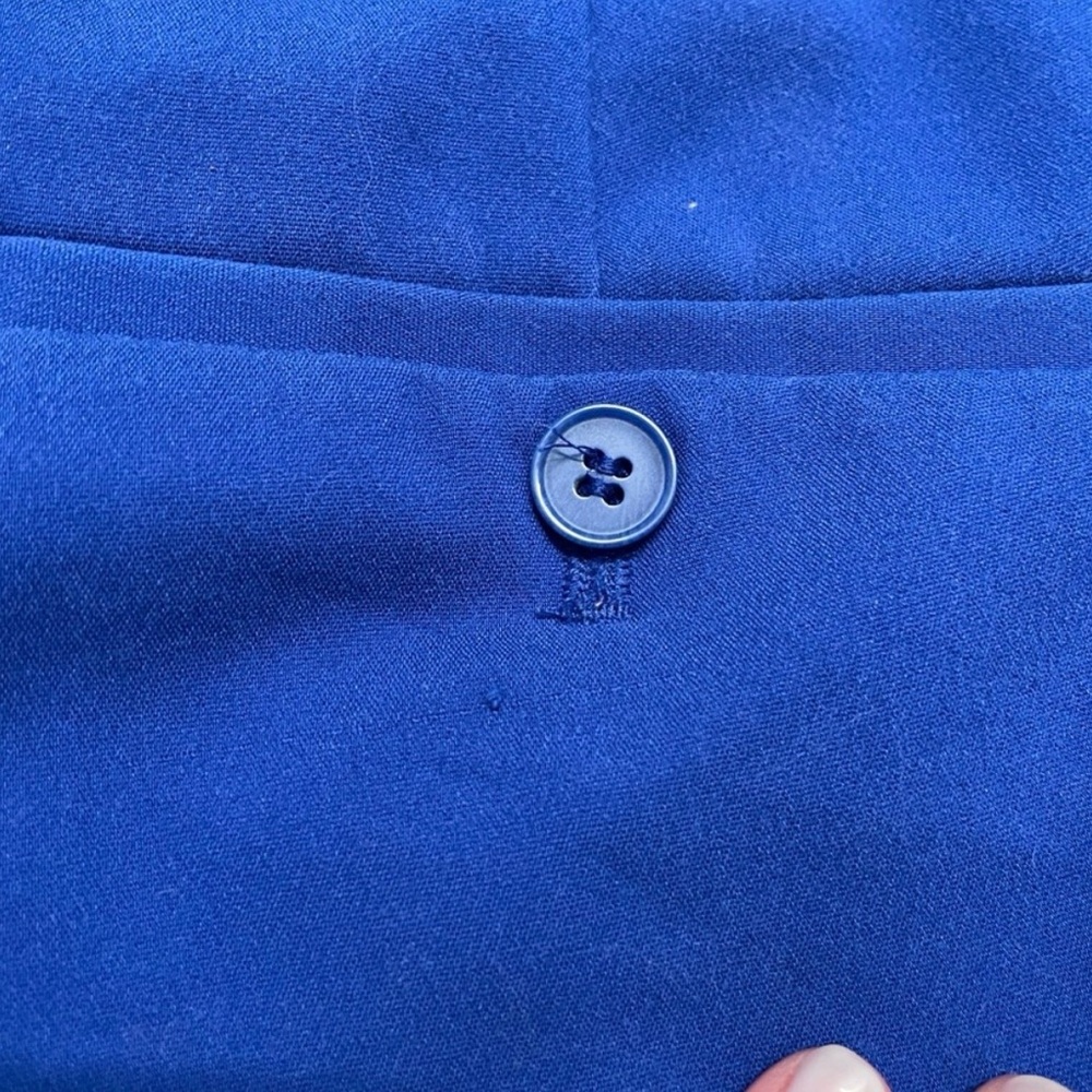 🥳 7/$10!! Blue Liz Claiborne Capri Pants - Picture 3 of 6